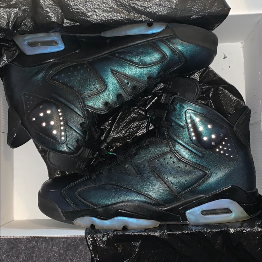 Jordan Retro 6 “Chameleon”
